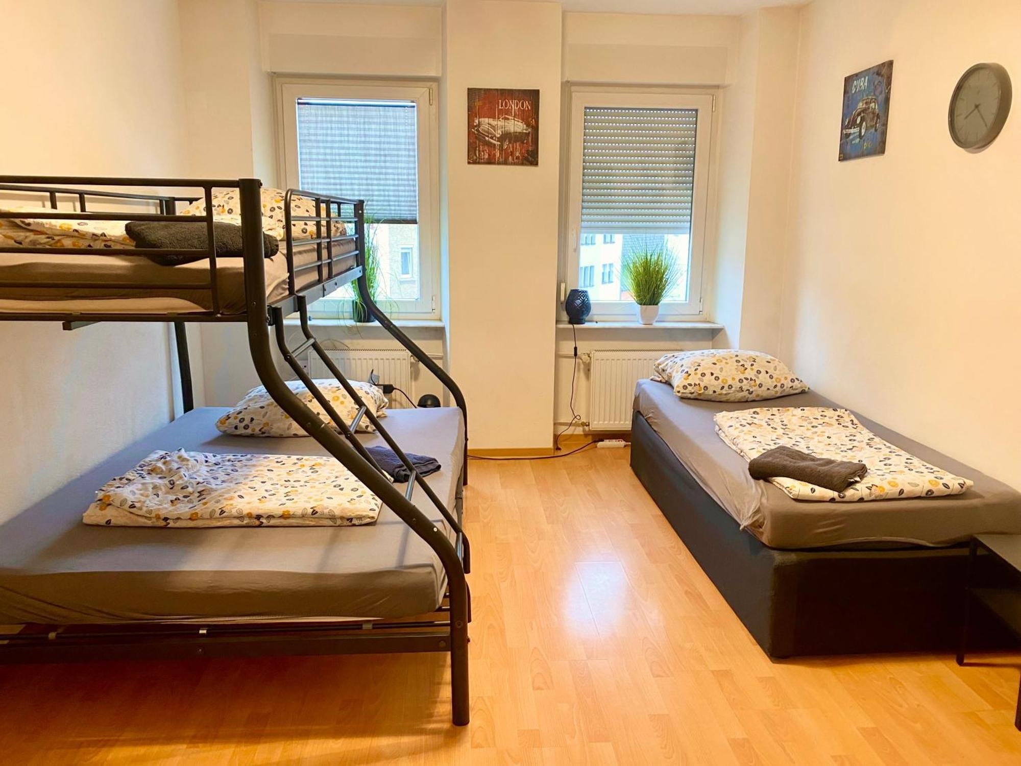 Apartments Lissy I Und II Neunkirchen  Eksteriør billede